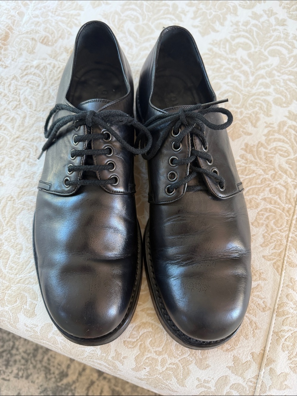 Gucci Men's Black Leather Derby Oxfords